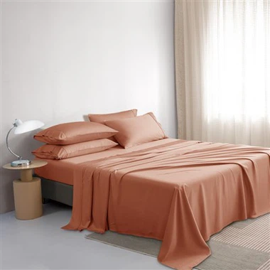 Kraljica kreveta od bambusa